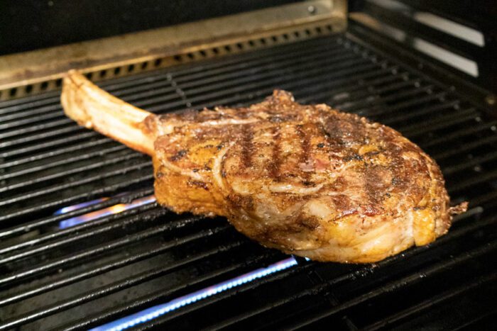 Your Guide To Cooking The Ultimate Tomahawk Steak 